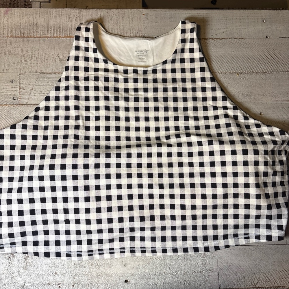 Old Navy Active Powerchill Light Support Top Black & White Bra 4x NWT! - Picture 2 of 16